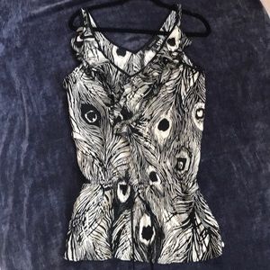 KAREN KANE sleeveless blouse.